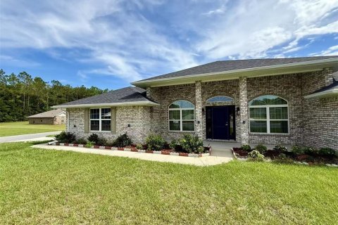 House in Lake City, Florida 4 bedrooms, 201.69 sq.m. № 1911615 - photo 3