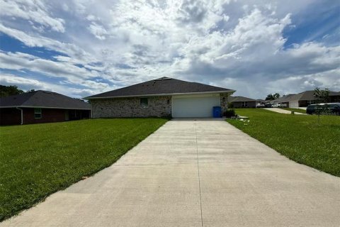 House in Lake City, Florida 4 bedrooms, 201.69 sq.m. № 1911615 - photo 8