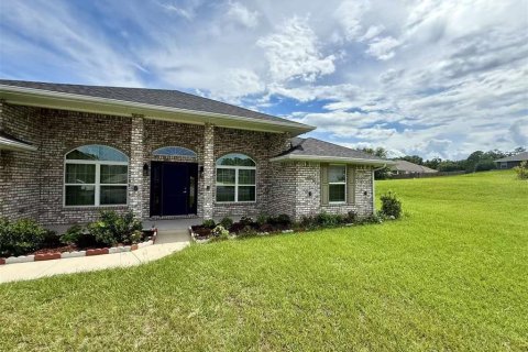 House in Lake City, Florida 4 bedrooms, 201.69 sq.m. № 1911615 - photo 4