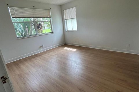 Condominio en venta en Pompano Beach, Florida, 2 dormitorios, 104.05 m2 № 2261665 - foto 17