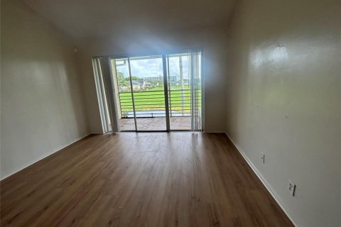 Condominio en venta en Pompano Beach, Florida, 2 dormitorios, 104.05 m2 № 2261665 - foto 20