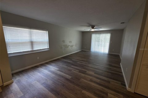 Duplex in DeLand, Florida 2 bedrooms, 104.05 sq.m. № 1873623 - photo 11
