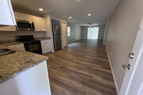 Duplex in DeLand, Florida 2 bedrooms, 104.05 sq.m. № 1873623 - photo 7
