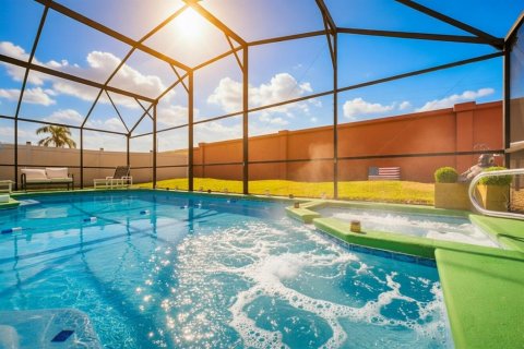 Villa ou maison à vendre à Kissimmee, Floride: 5 chambres, 198.44 m2 № 2433365 - photo 16