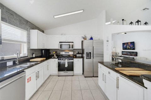 Villa ou maison à vendre à Kissimmee, Floride: 5 chambres, 198.44 m2 № 2433365 - photo 7