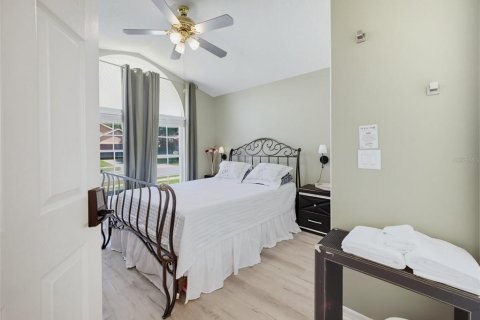 Villa ou maison à vendre à Kissimmee, Floride: 5 chambres, 198.44 m2 № 2433365 - photo 22