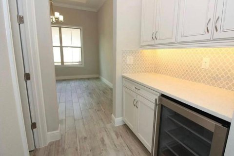 Casa en venta en Orlando, Florida, 4 dormitorios, 348.76 m2 № 2353279 - foto 19