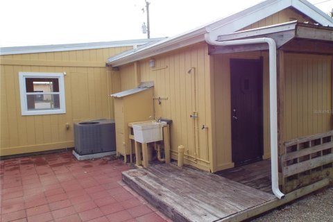 Commercial property in Englewood, Florida 81.01 sq.m. № 2165978 - photo 4