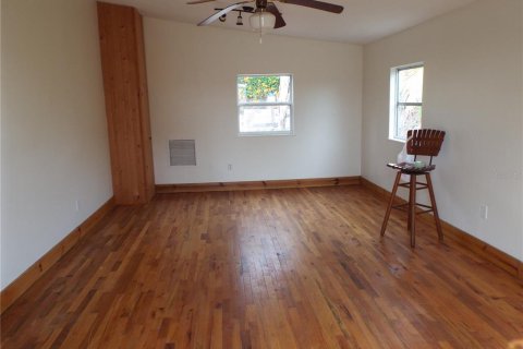 Commercial property in Englewood, Florida 81.01 sq.m. № 2165978 - photo 6