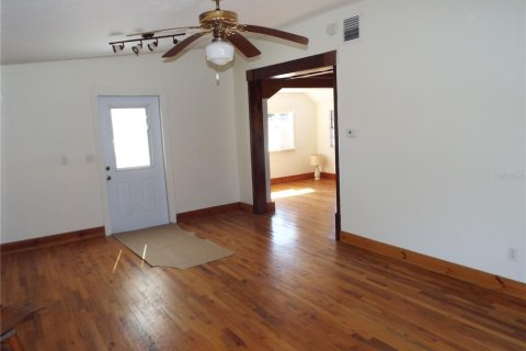 Commercial property in Englewood, Florida 81.01 sq.m. № 2165978 - photo 5