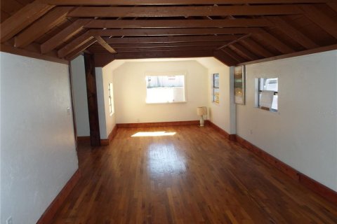 Commercial property in Englewood, Florida 81.01 sq.m. № 2165978 - photo 8