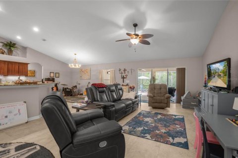 House in Beverly Hills, Florida 4 bedrooms, 248.61 sq.m. № 2157845 - photo 16