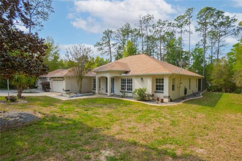 House in Beverly Hills, Florida 4 bedrooms, 248.61 sq.m. № 2157845 - photo 7