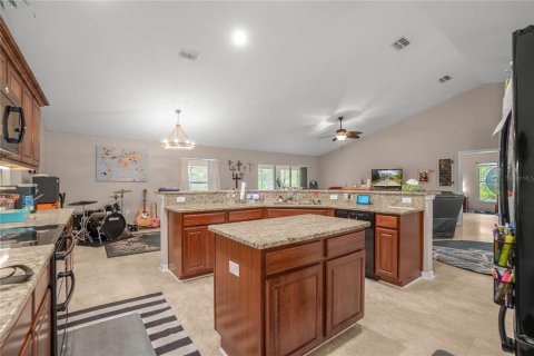 House in Beverly Hills, Florida 4 bedrooms, 248.61 sq.m. № 2157845 - photo 23