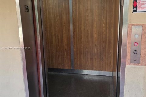 Купить кондоминиум в Майами, Флорида 3 спальни, 102.1м2, № 2089664 - фото 8