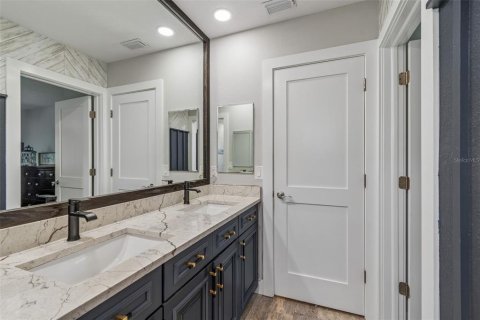 Villa ou maison à vendre à Tampa, Floride: 5 chambres, 242.47 m2 № 2199321 - photo 17