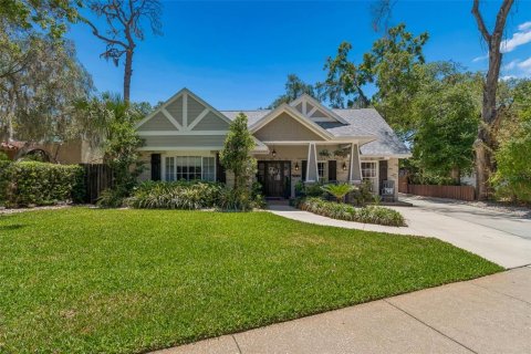 Villa ou maison à vendre à Tampa, Floride: 5 chambres, 242.47 m2 № 2199321 - photo 2