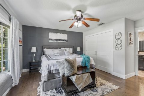 Villa ou maison à vendre à Tampa, Floride: 5 chambres, 242.47 m2 № 2199321 - photo 13
