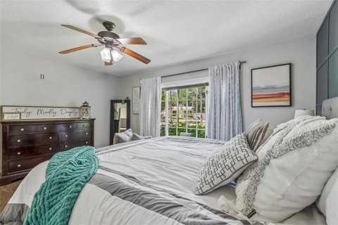 Villa ou maison à vendre à Tampa, Floride: 5 chambres, 242.47 m2 № 2199321 - photo 15