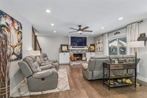 Villa ou maison à vendre à Tampa, Floride: 5 chambres, 242.47 m2 № 2199321 - photo 28