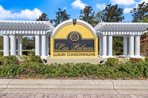 Condo in Sarasota, Florida, 3 bedrooms  № 1916645 - photo 2