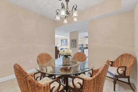 Condo in Sarasota, Florida, 3 bedrooms  № 1916645 - photo 21