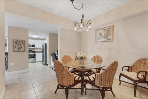 Condo in Sarasota, Florida, 3 bedrooms  № 1916645 - photo 20