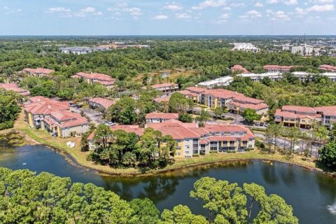Condo in Sarasota, Florida, 3 bedrooms  № 1916645 - photo 6