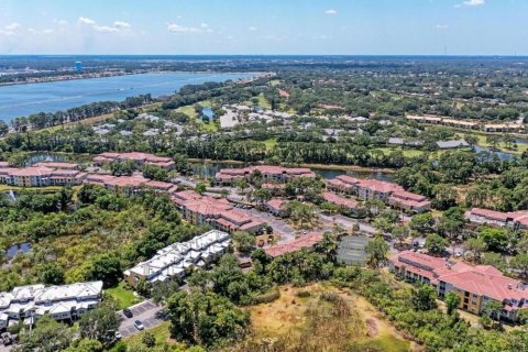 Condo in Sarasota, Florida, 3 bedrooms  № 1916645 - photo 9