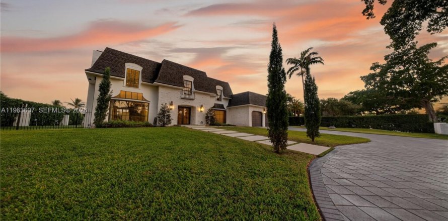 Villa ou maison à Fort Lauderdale, Floride 5 chambres, 343.92 m2 № 2025605