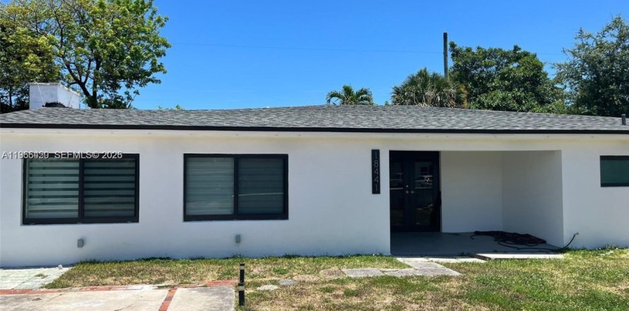 Дом в Норт-Майами-Бич, Флорида 4 спальни, 196.12м2 № 2026835