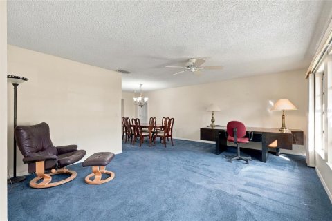 Villa ou maison à vendre à Sarasota, Floride: 3 chambres, 208.75 m2 № 2430780 - photo 6