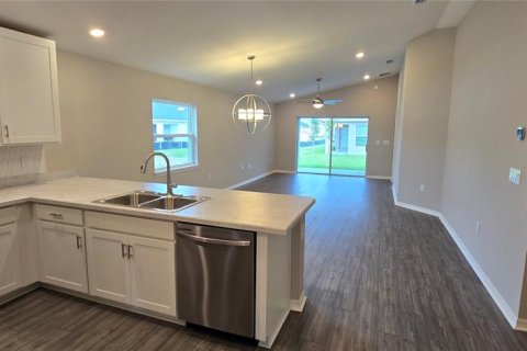 Villa ou maison à louer à Winter Haven, Floride: 3 chambres, 137.4 m2 № 2416645 - photo 6