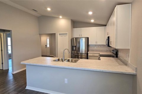 Villa ou maison à louer à Winter Haven, Floride: 3 chambres, 137.4 m2 № 2416645 - photo 5