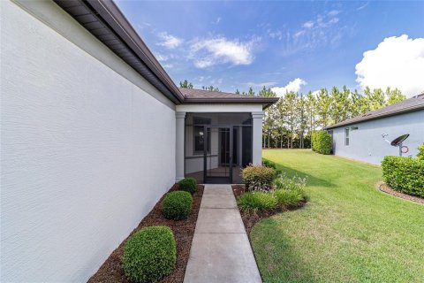 Villa ou maison à vendre à Ocala, Floride: 2 chambres, 119.75 m2 № 1800603 - photo 3