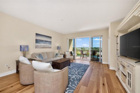 Condo in Venice, Florida, 2 bedrooms № 2148407 - photo 12