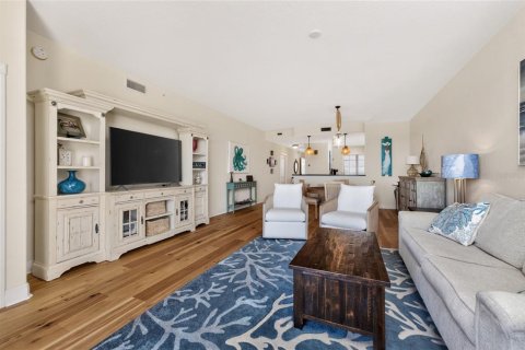 Condo in Venice, Florida, 2 bedrooms № 2148407 - photo 14