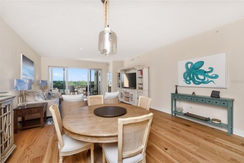 Condo in Venice, Florida, 2 bedrooms № 2148407 - photo 17