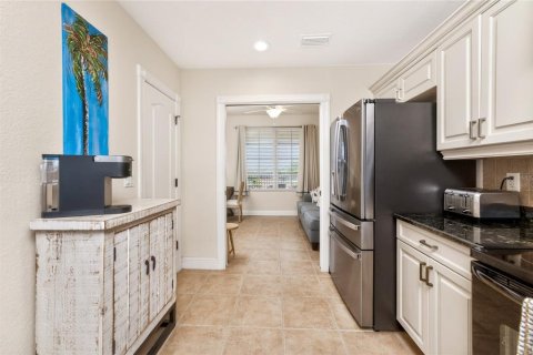 Condo in Venice, Florida, 2 bedrooms № 2148407 - photo 27
