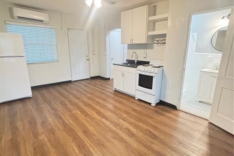 Appartement à louer à Largo, Floride: 2 pièces, 37.16 m2 № 2407027 - photo 3
