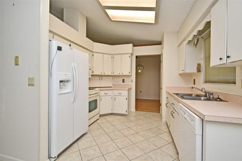 House in Leesburg, Florida 2 bedrooms, 109.25 sq.m. № 1826478 - photo 22