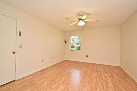 House in Leesburg, Florida 2 bedrooms, 109.25 sq.m. № 1826478 - photo 12