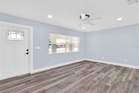 Villa ou maison à vendre à Micco, Floride: 3 chambres, 130.43 m2 № 1903051 - photo 5