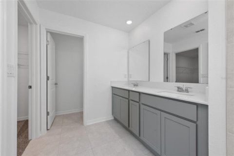 Villa ou maison à louer à Lake Wales, Floride: 4 chambres, 171.31 m2 № 2099198 - photo 13