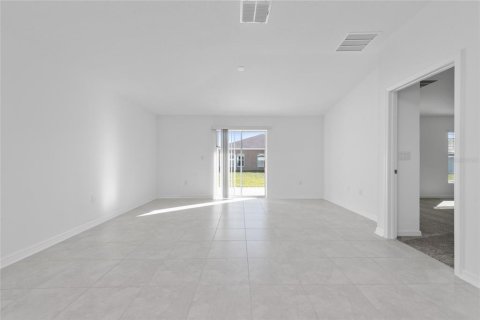 Villa ou maison à louer à Lake Wales, Floride: 4 chambres, 171.31 m2 № 2099198 - photo 7