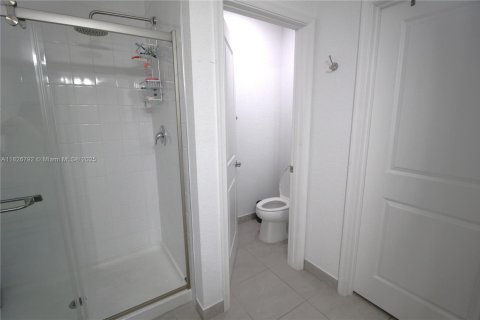 Casa en venta en Port St. Lucie, Florida, 4 dormitorios, 166.85 m2 № 1797049 - foto 18