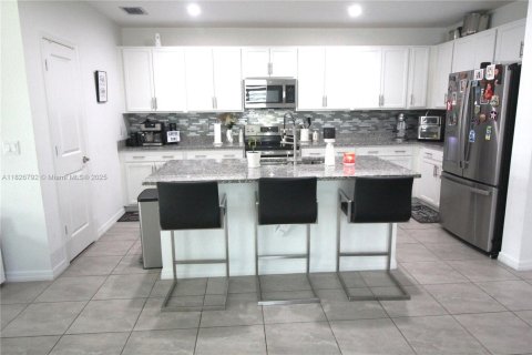 Casa en venta en Port St. Lucie, Florida, 4 dormitorios, 166.85 m2 № 1797049 - foto 11