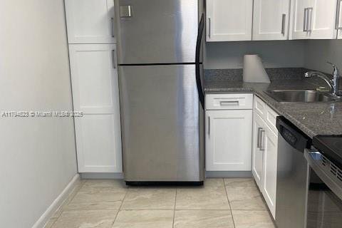 Снять в аренду кондоминиум в Авентура, Флорида 2 спальни, 105.17м2, № 1954510 - фото 2