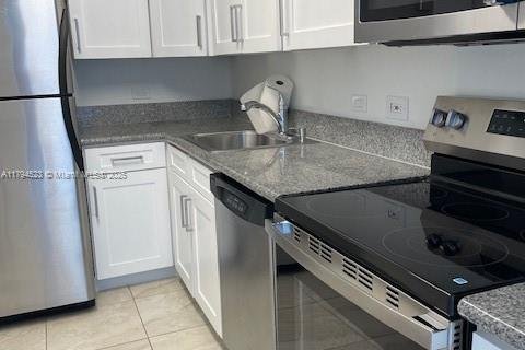 Снять в аренду кондоминиум в Авентура, Флорида 2 спальни, 105.17м2, № 1954510 - фото 6