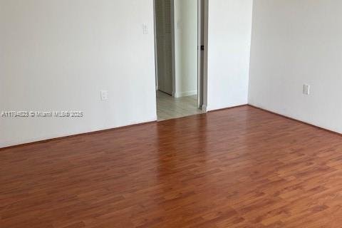 Снять в аренду кондоминиум в Авентура, Флорида 2 спальни, 105.17м2, № 1954510 - фото 25